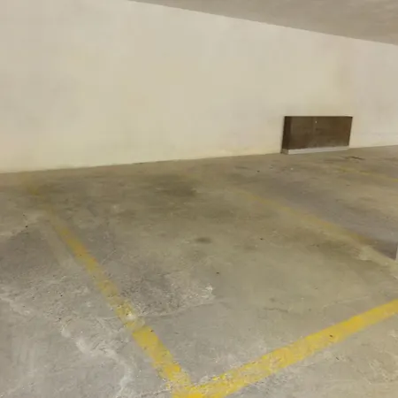 Appartement With Pool Access Near