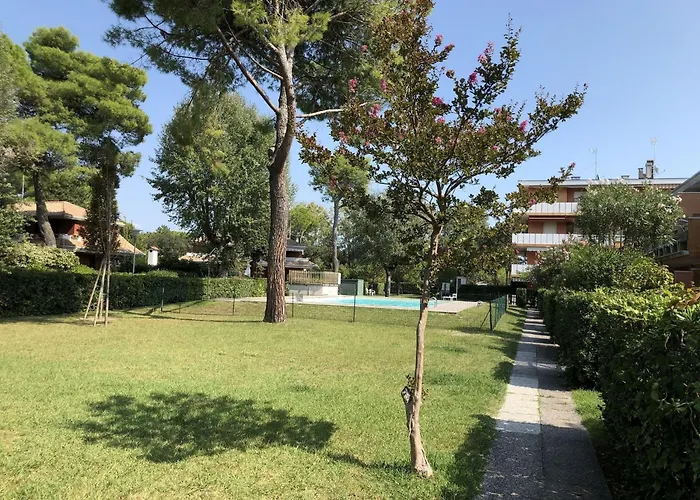 With Pool Access Near *